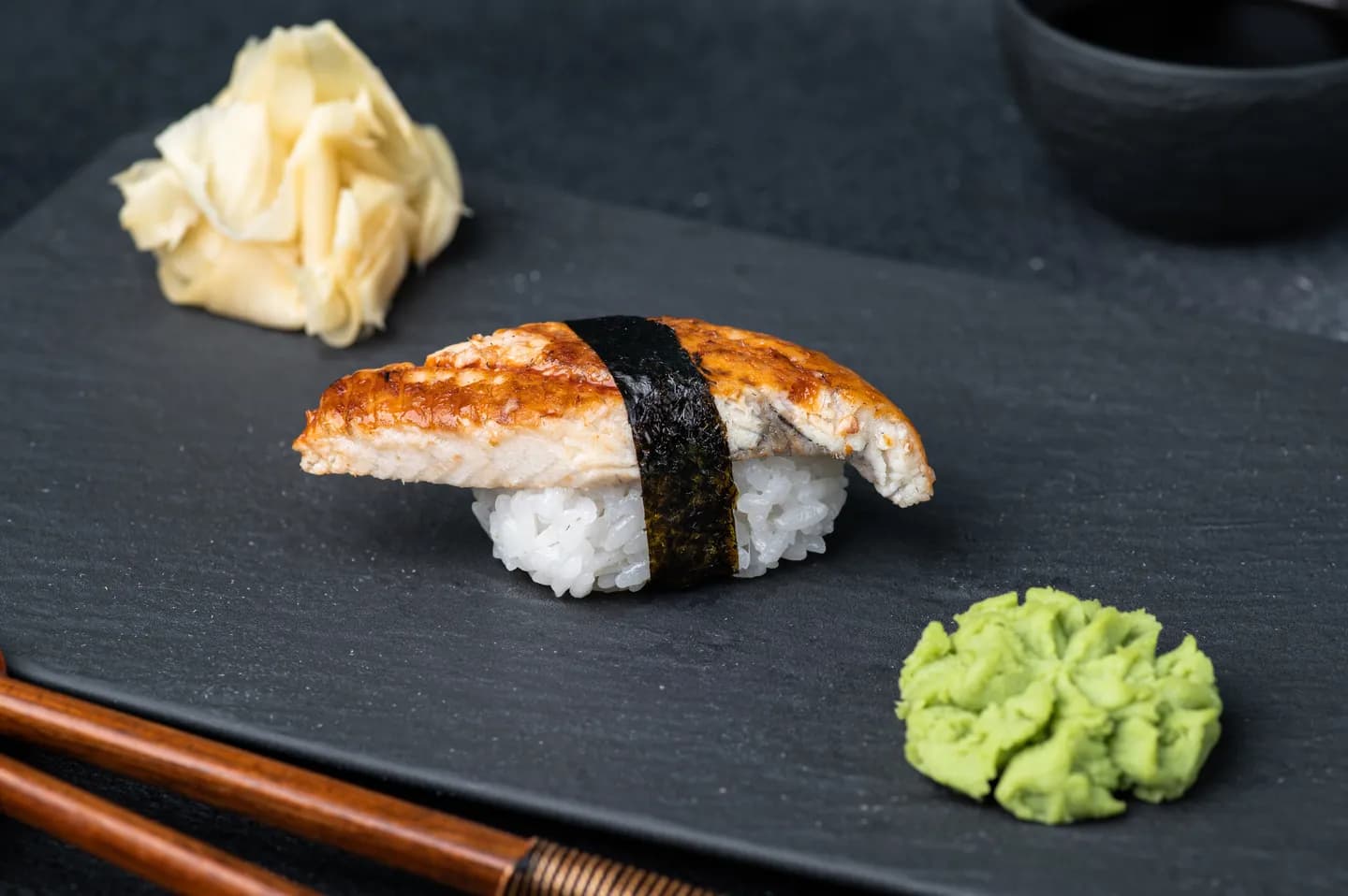 Anguila nigiri